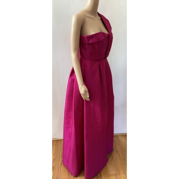 SACHIN & BABI ONE SHOULDER GOWN, RESORT 2022 COLLECTION - Picture 6 of 8